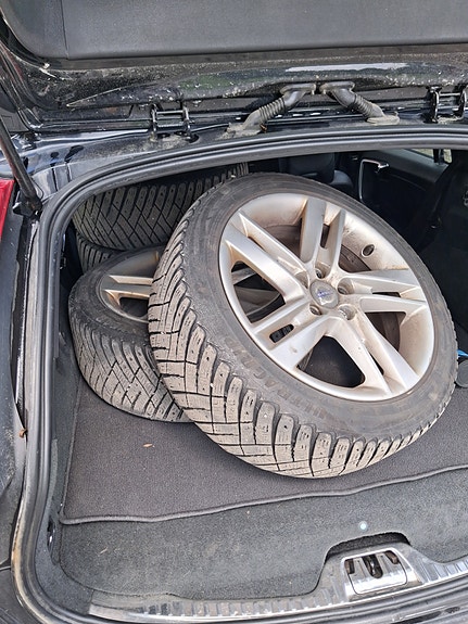 Volvo V60 5 of 5