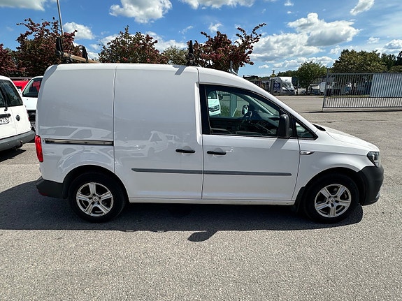 Volkswagen Caddy 3 of 5