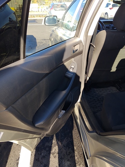 Toyota Avensis 5 of 5