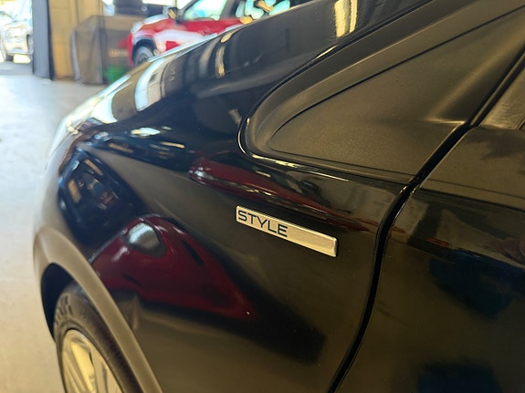 Peugeot 208 12 of 22