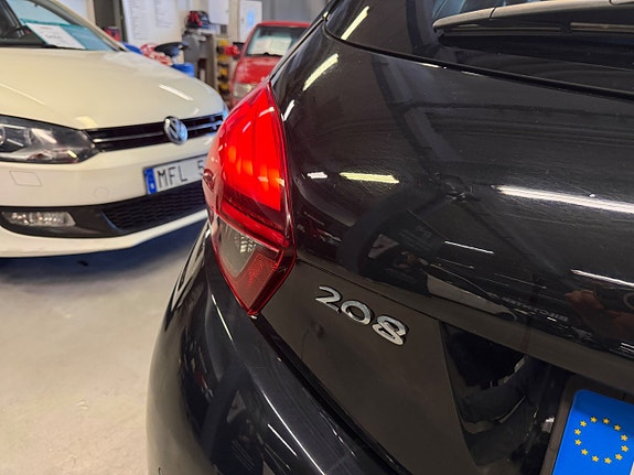 Peugeot 208 13 of 22
