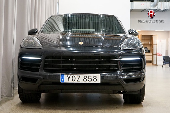 Porsche Cayenne 6 of 29