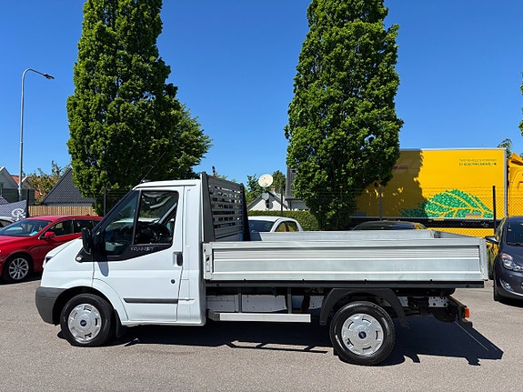 Ford Transit 2 of 5