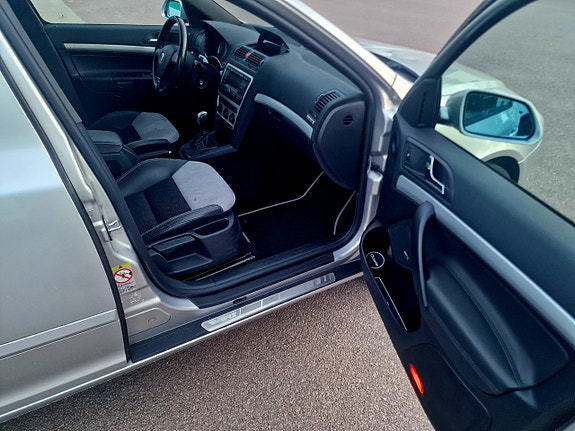 Skoda Octavia RS 12 of 23