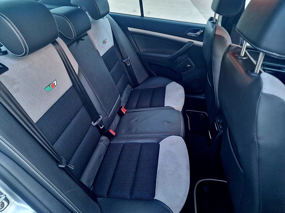 Skoda Octavia RS 19 of 23