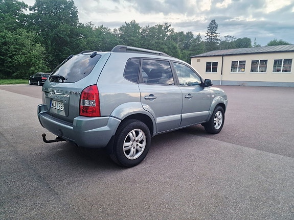 Hyundai Tucson 4 of 5