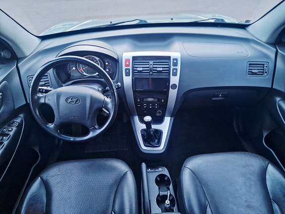 Hyundai Tucson 16 of 19