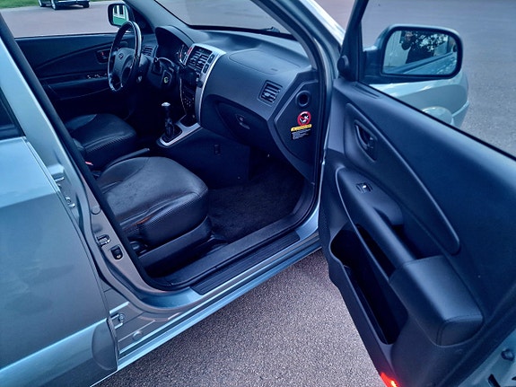 Hyundai Tucson 11 of 19