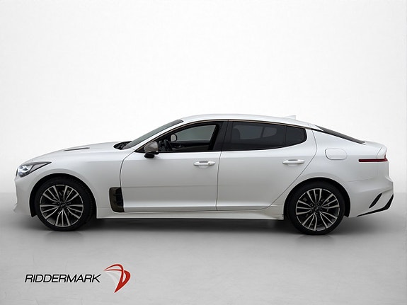 Kia Stinger 4 of 5