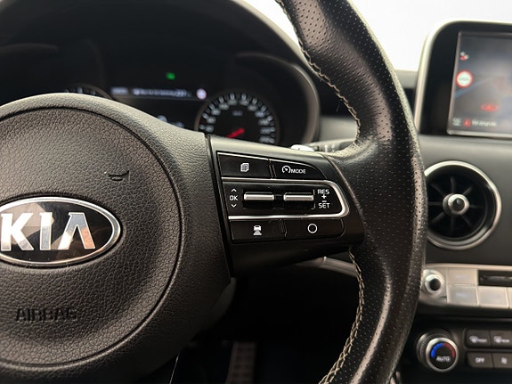Kia Stinger 21 of 30
