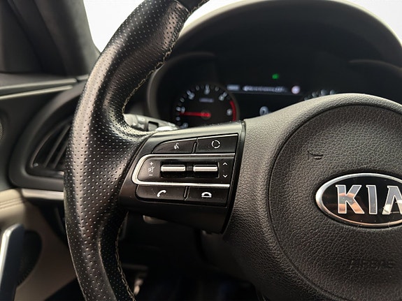 Kia Stinger 20 of 30