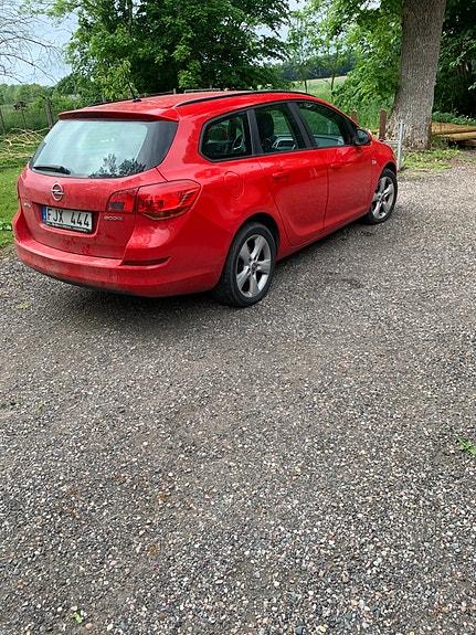 Opel Astra 2 of 2