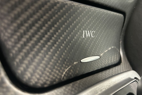 Mercedes-Benz SL63 24 of 26