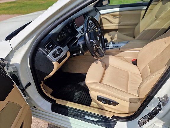 BMW 530d 3 of 5