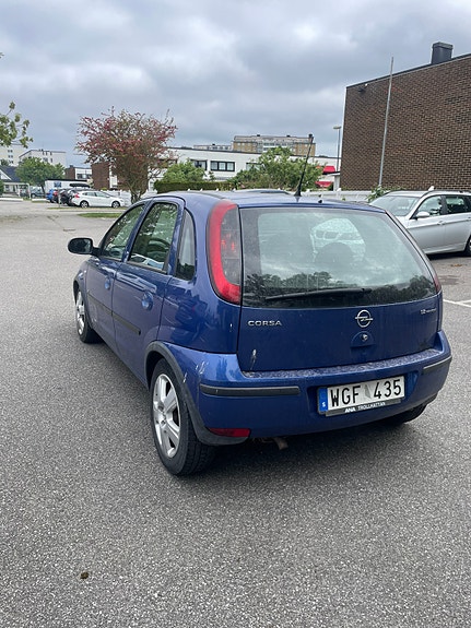 Opel Corsa 3 of 5
