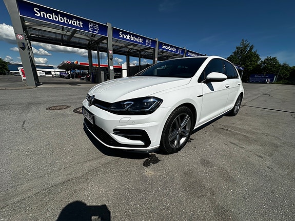 Volkswagen Golf VII 4 of 8