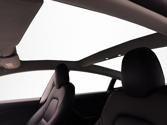 Tesla Model 3 12 of 30