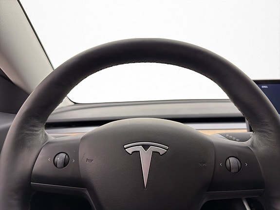 Tesla Model 3 15 of 30