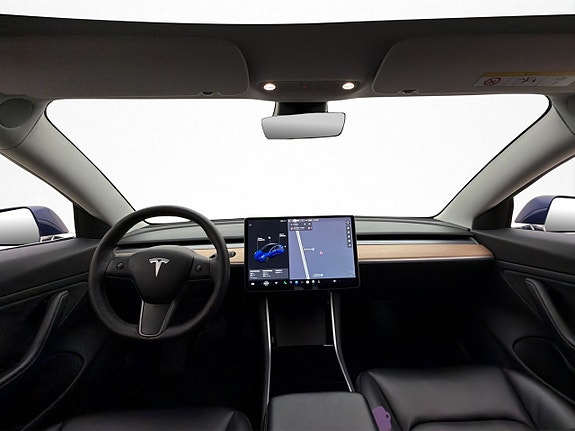 Tesla Model 3 13 of 30
