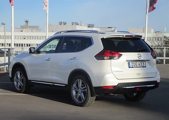 Nissan X-Trail 4 of 5