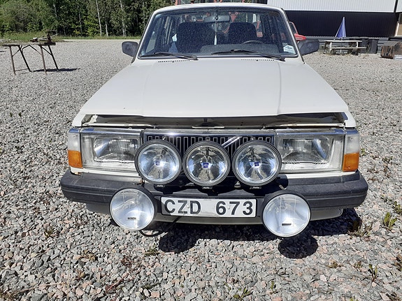 Brugt Volvo 240 2.3