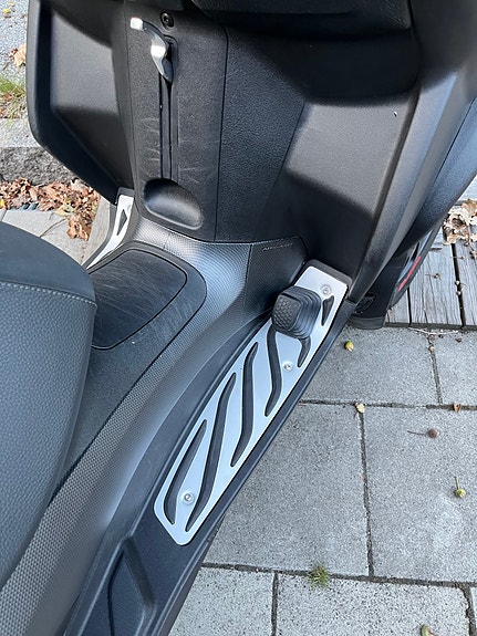 Piaggio MP3 500 hpe sport 5 of 5