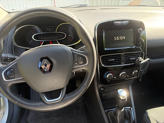 Renault Clio 4 of 5