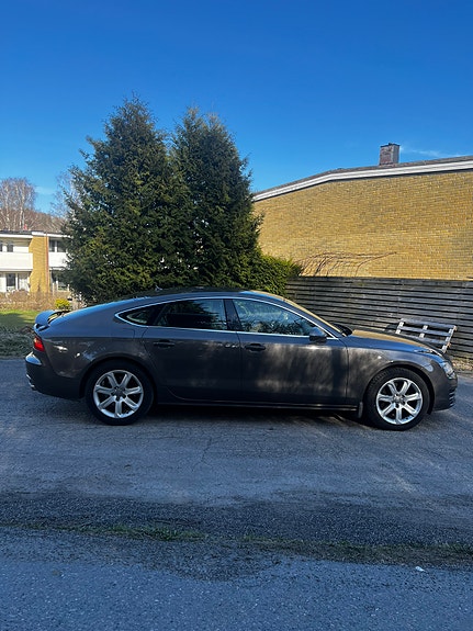 Audi A7 3 of 5