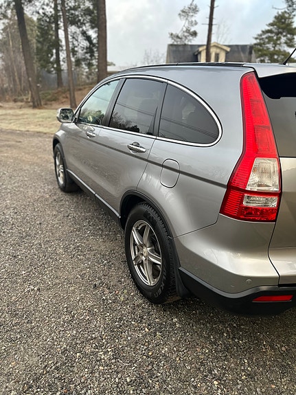 Honda CR-V 10 of 14