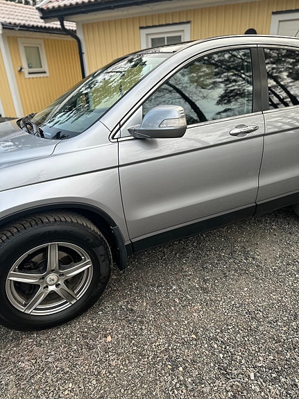 Honda CR-V 7 of 14