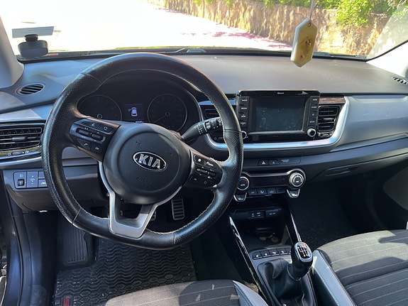 Kia Stonic 3 of 5