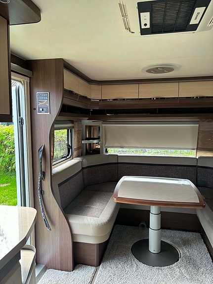 Hobby 650 UMFE PRESTIGE AC + PENTATÄLT ev byte mindre vagn 14 of 15