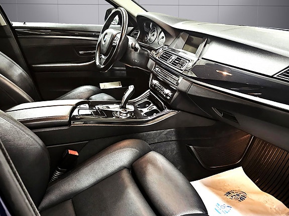 BMW 520d 11 of 13
