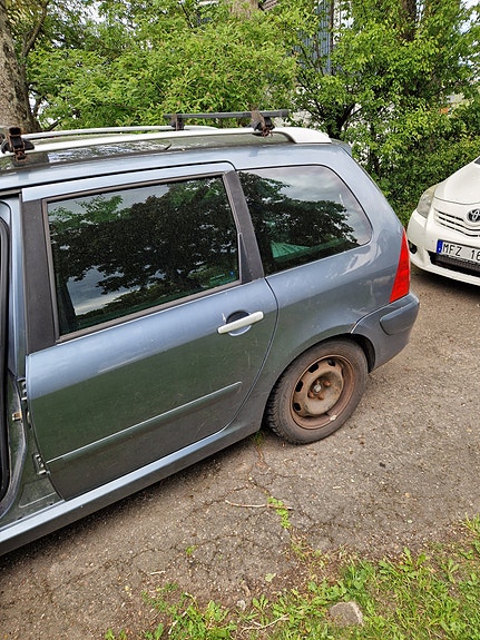 Peugeot 307 SW 5 of 5