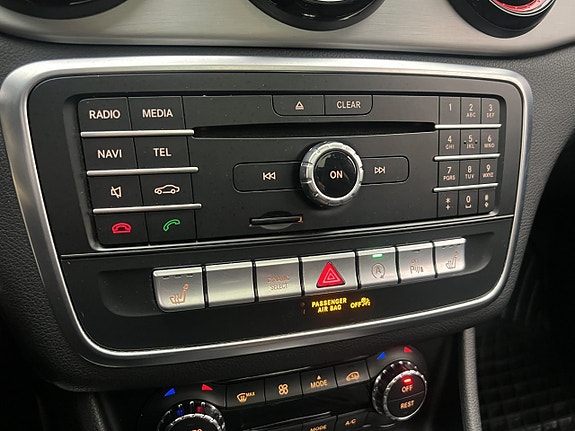 Mercedes-Benz CLA250 22 of 30