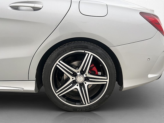 Mercedes-Benz CLA250 29 of 30