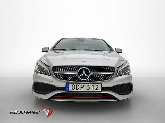 Mercedes-Benz CLA250 2 of 5