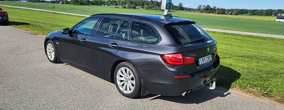 BMW 523i 5 of 5