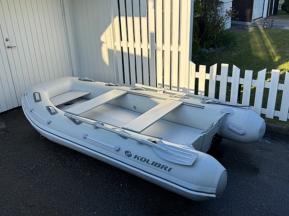 Kolibri KM-330 DXL med aluminiumdurk & Air Deck 2 of 15