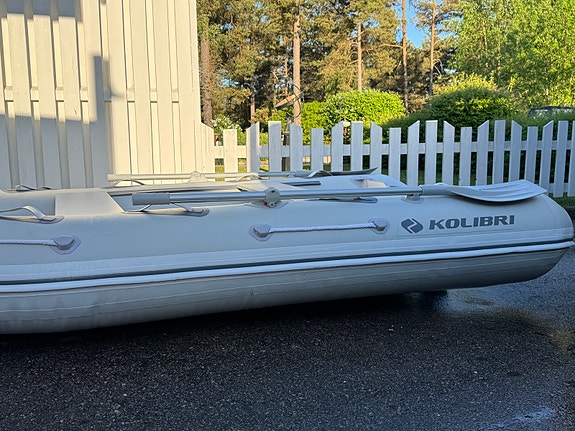 Kolibri KM-330 DXL med aluminiumdurk & Air Deck 4 of 15