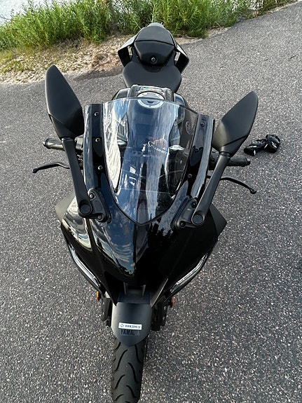 Yamaha YZF-R125 4 of 5