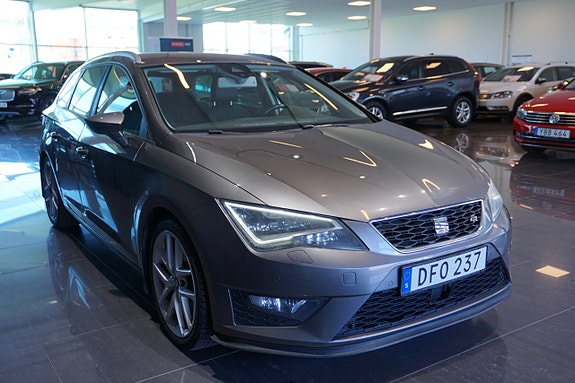 Seat Leon 5 of 5