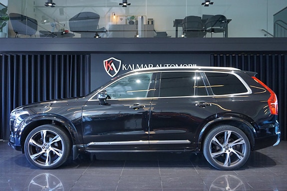 Volvo XC90 3 of 5