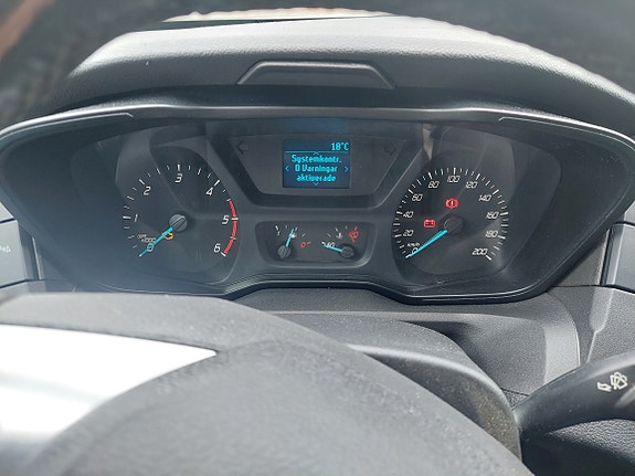 Ford Transit 10 of 13