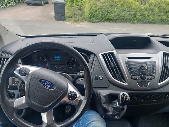 Ford Transit 5 of 5