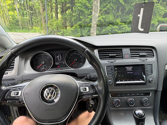 Volkswagen Golf VII 8 of 9