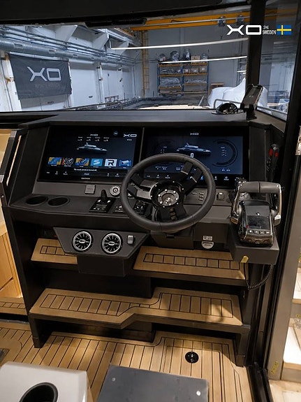 XO EXPLR 44 THE ART OF ARRIVING IN A YACHT 6 of 8