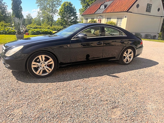 Mercedes-Benz CLS320