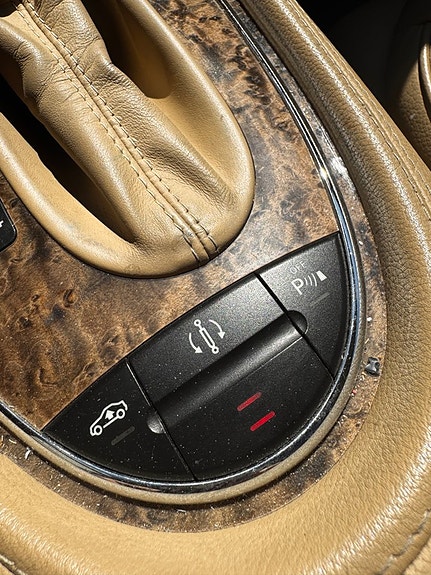 Mercedes-Benz CLS320 19 of 23