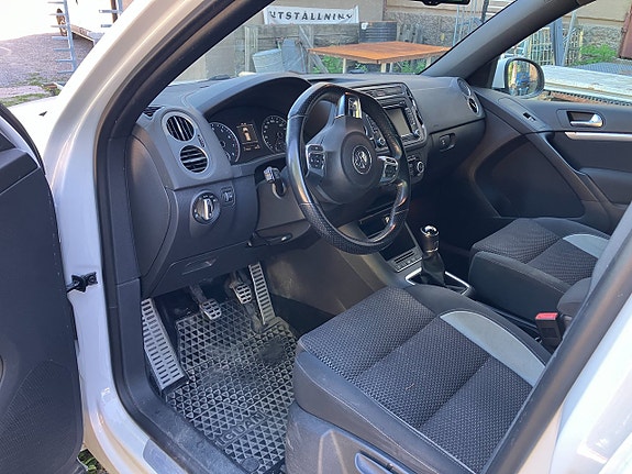 Volkswagen Tiguan 5 of 5